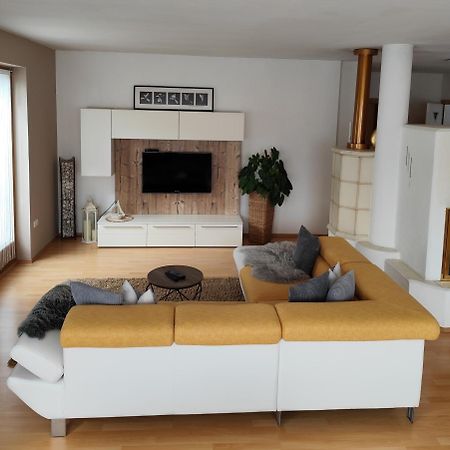 Apartment 66 - Stylisches Apartment Mit Balkon & Toplage In Brixen المظهر الخارجي الصورة