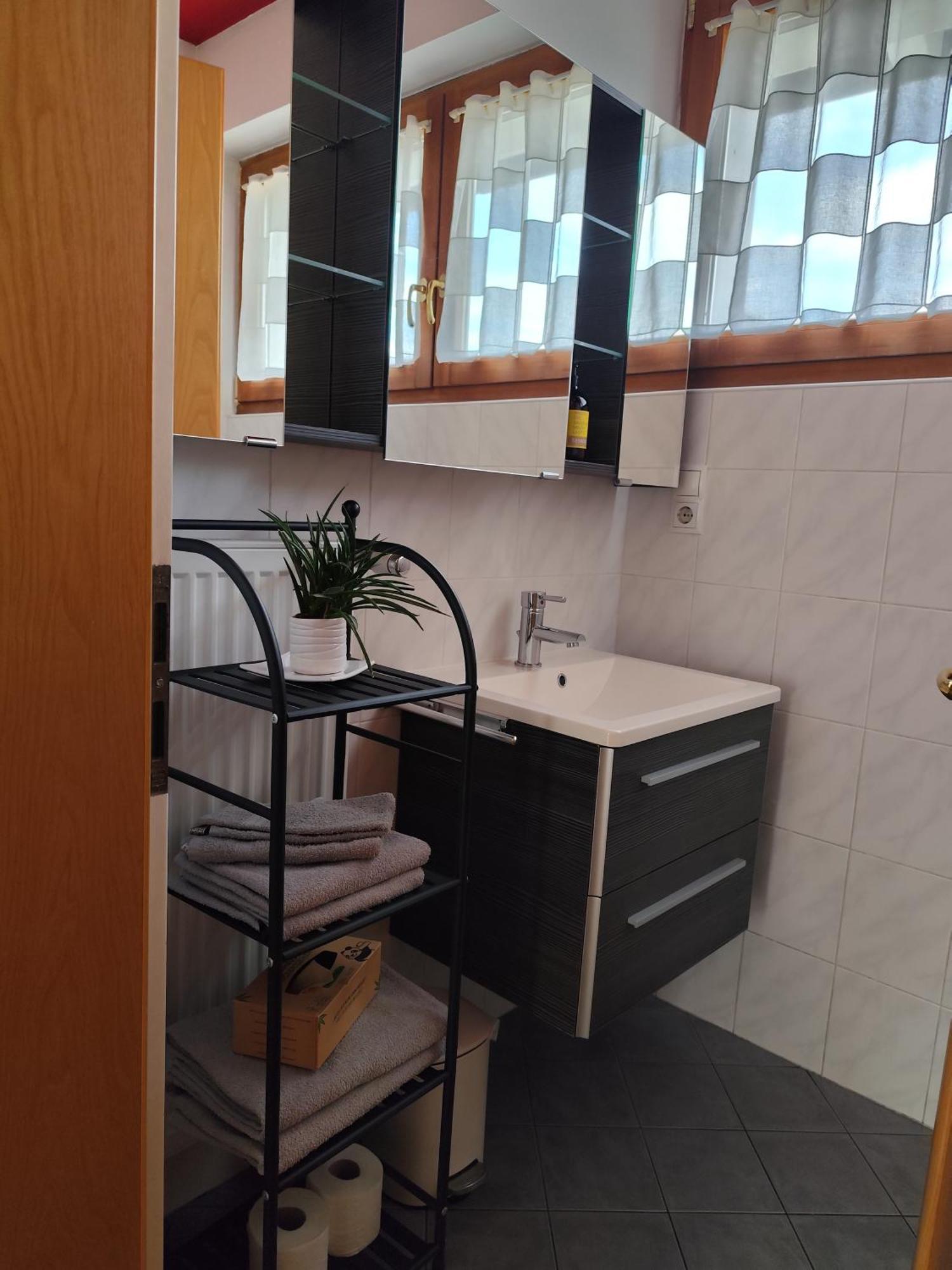 Apartment 66 - Stylisches Apartment Mit Balkon & Toplage In Brixen المظهر الخارجي الصورة